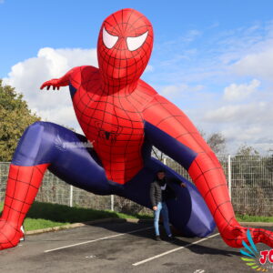 Spider man gonflable géant